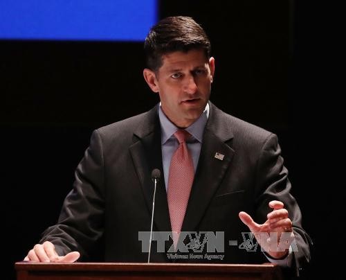 Repräsentantenhaus verabschiedet Blockade-Gesetz gegen Atomdeal mit Iran - ảnh 1